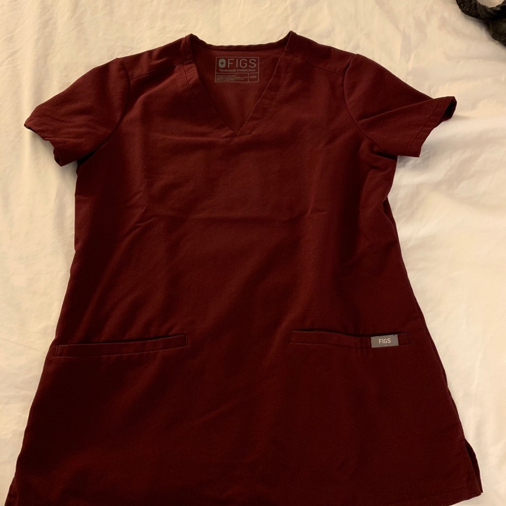 FIGS burgundy XXS scrub top